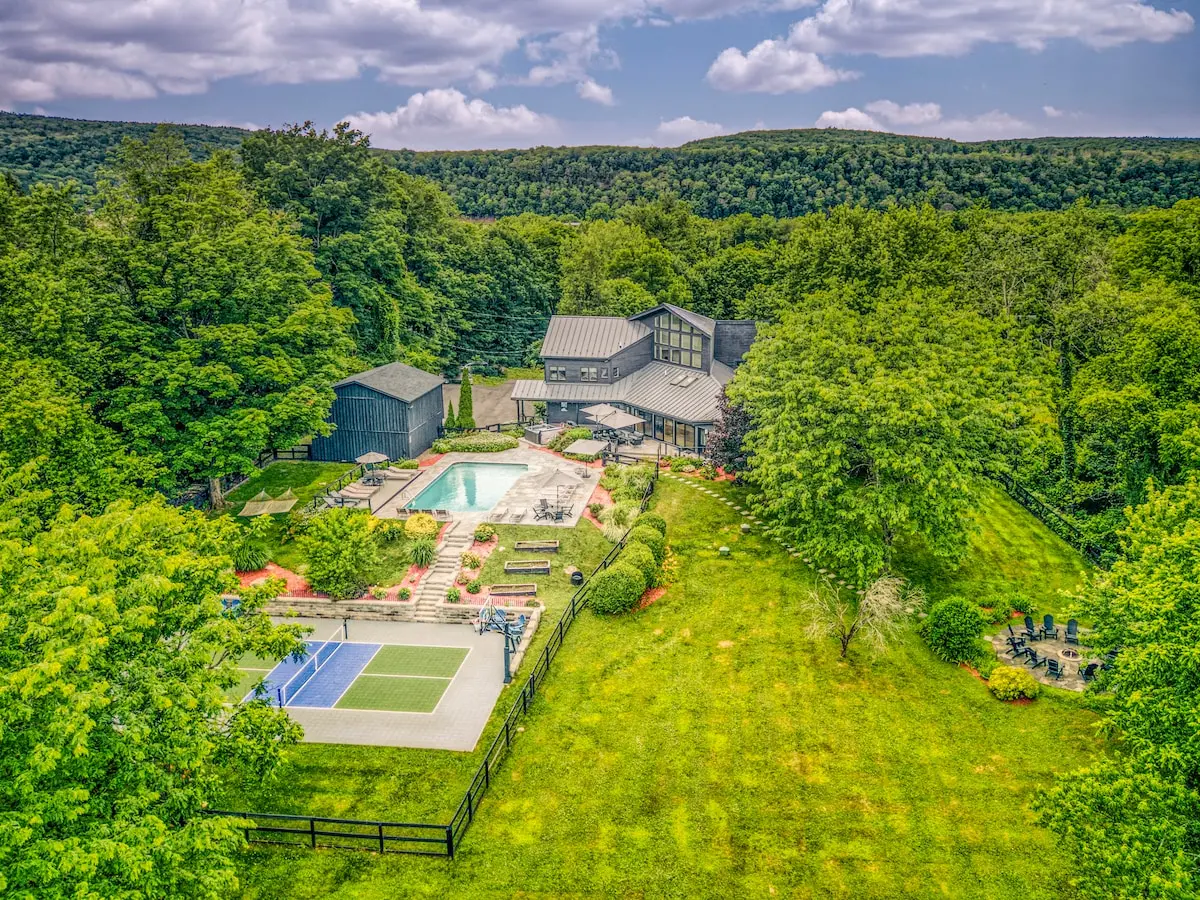 Photo 1 of 7 of Family Manor W Pickleball, Pool, Hot Tub, Fire Pit