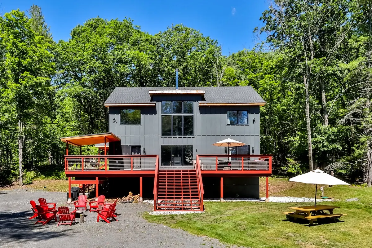 Photo 1 of 5 of Modern Home With Firepit