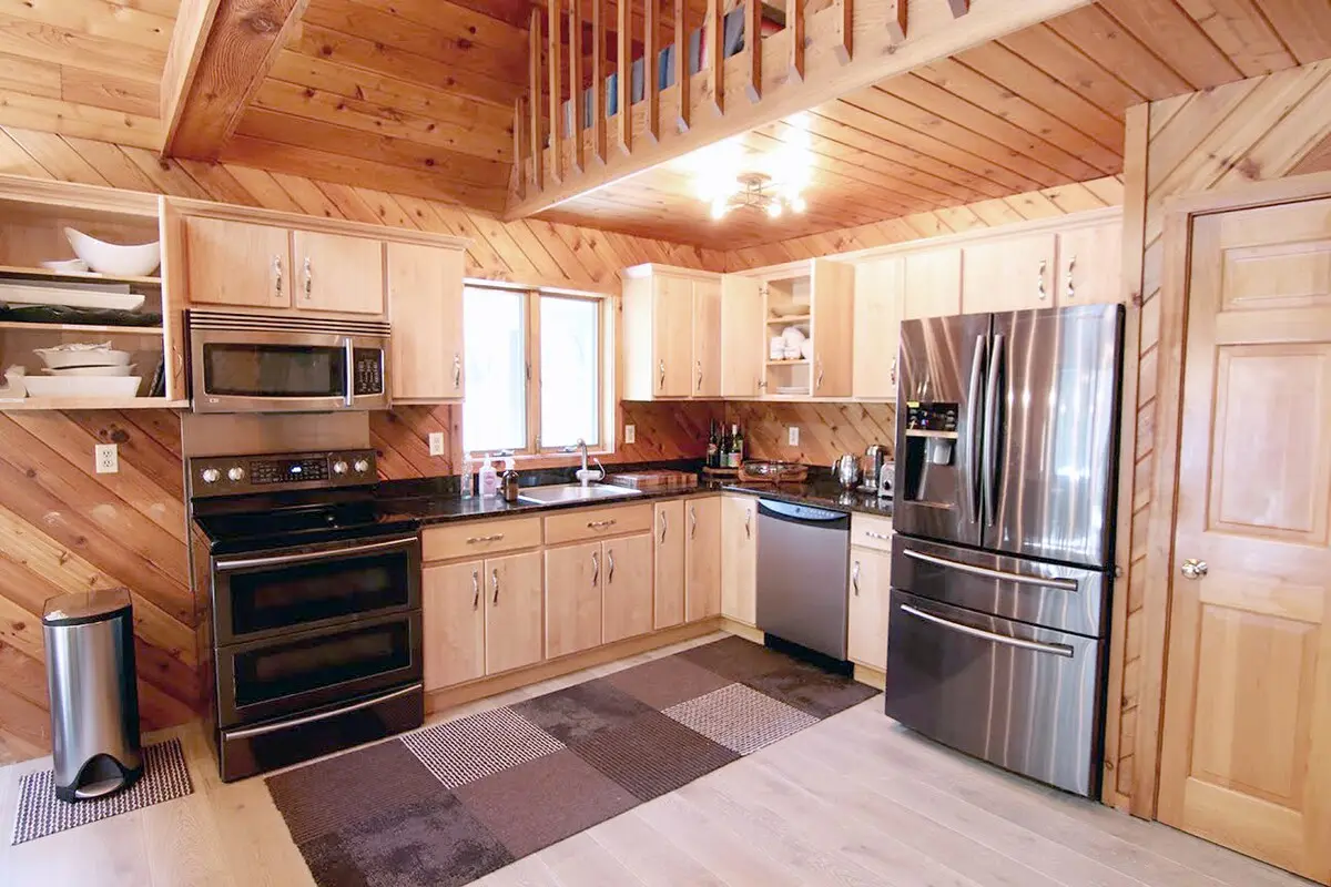 Photo 4 of 7 of Dog Friendly Three Bedroom Home