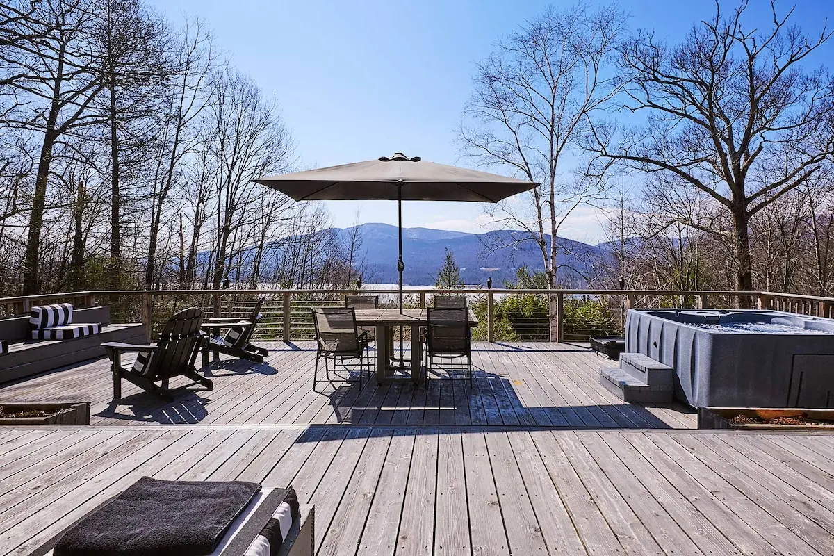 Photo 1 of 5 of Stylish Mountain House with Reservoir Views