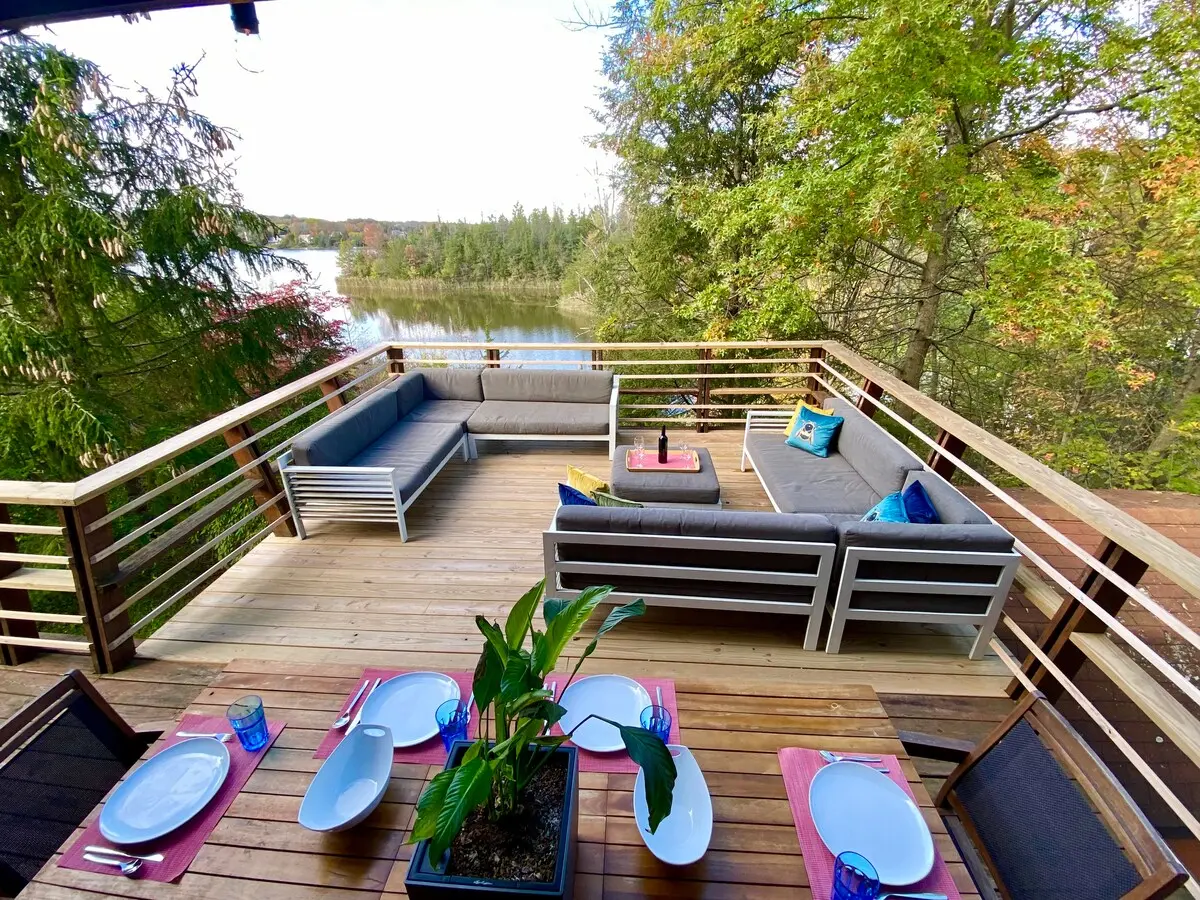 Photo 7 of 7 of Private Lakefront Home