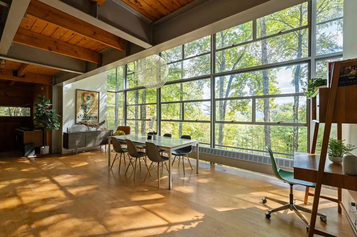 Photo 3 of 5 of Architectural Home with Hot Tub and Views