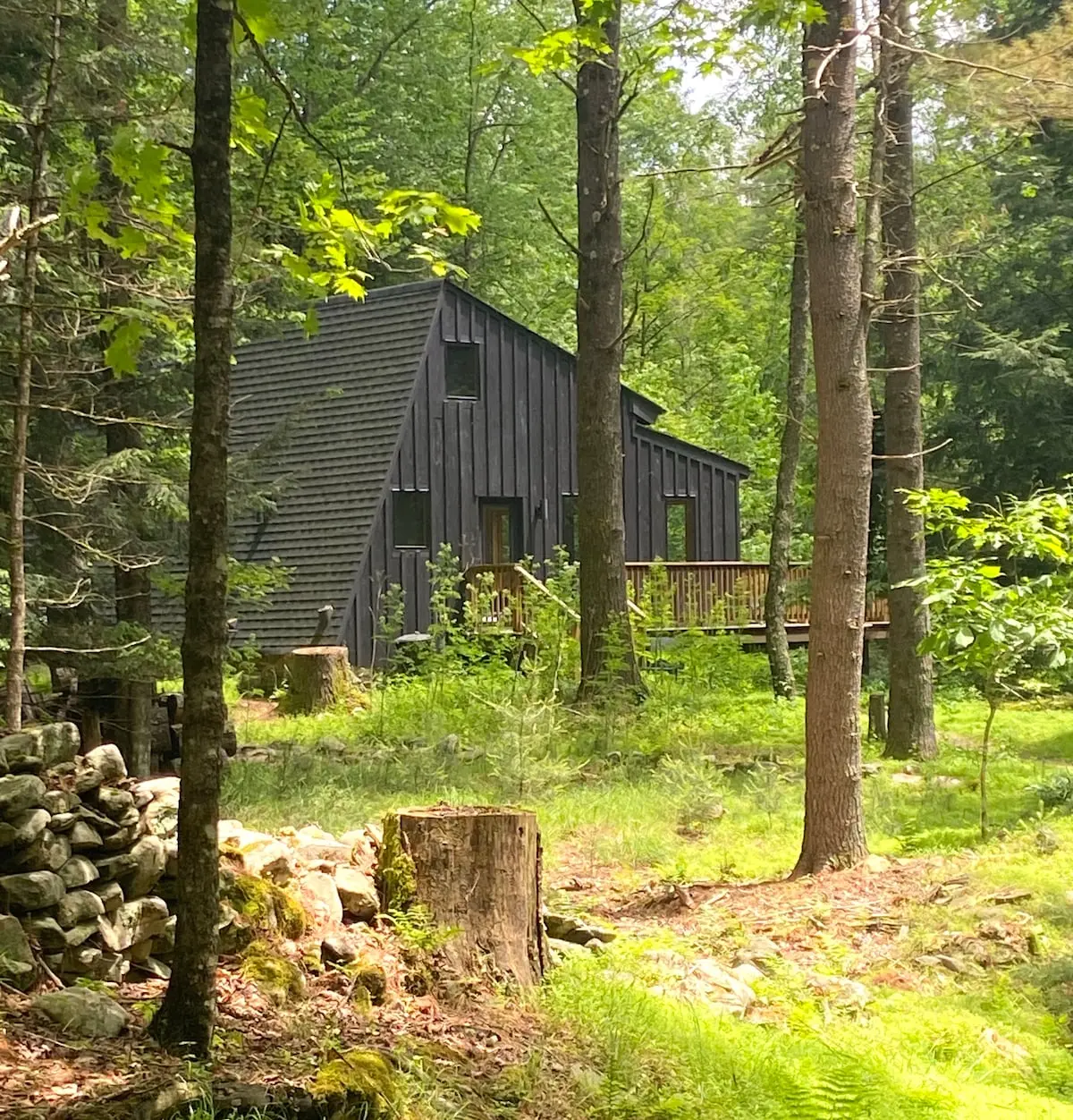 Photo 2 of 7 of Streamside Cottage