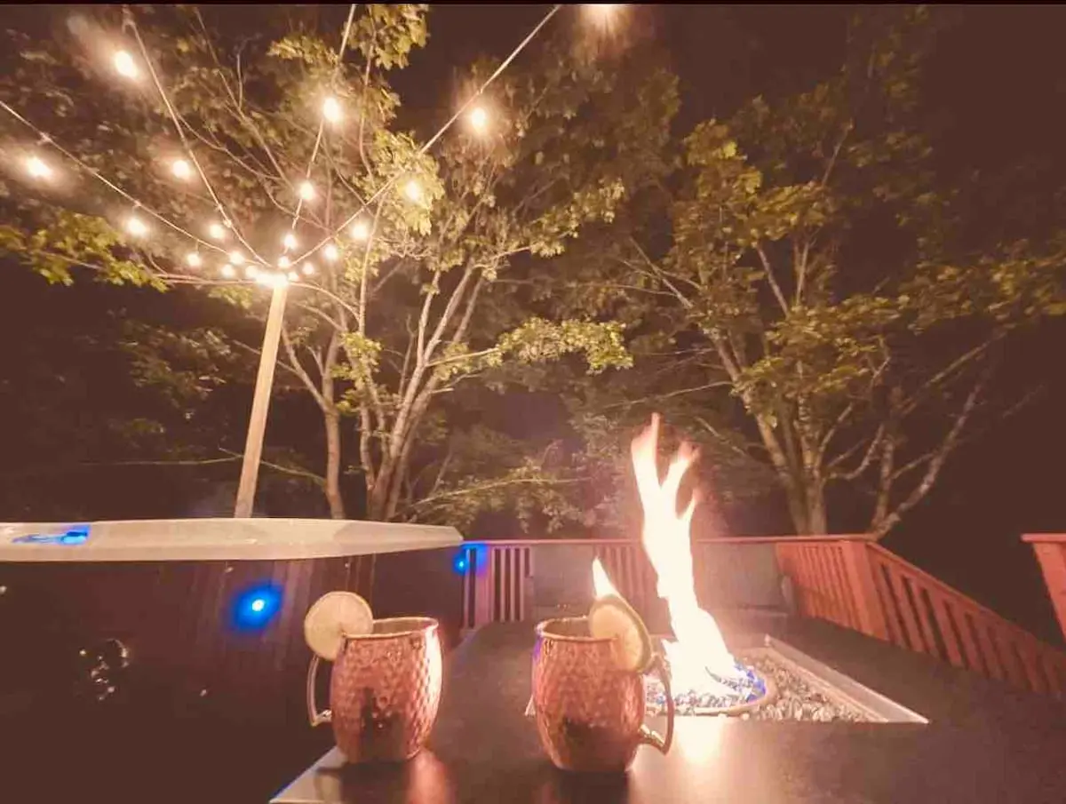 Photo 2 of 7 of Romantic Chalet