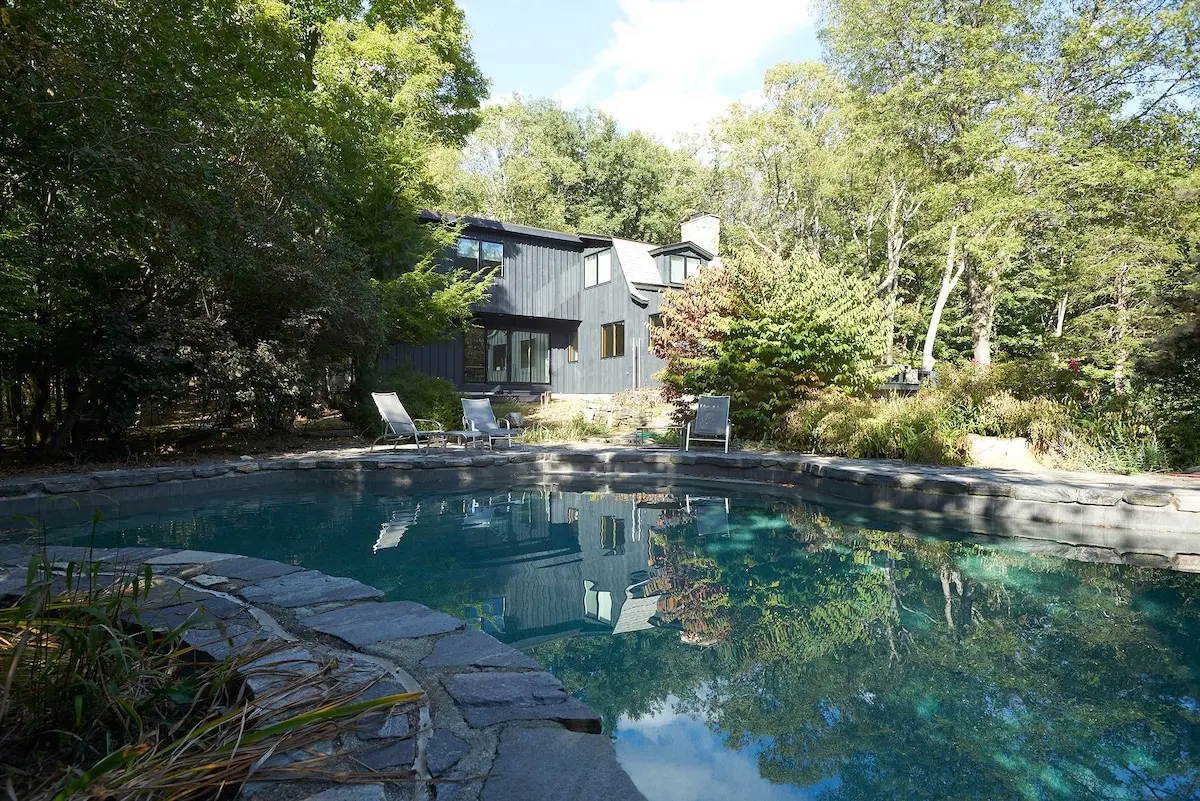 Photo 3 of 7 of Modern House in the Woods