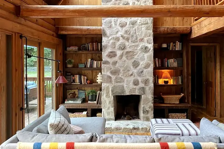 Photo 2 of 7 of Designer Cabin