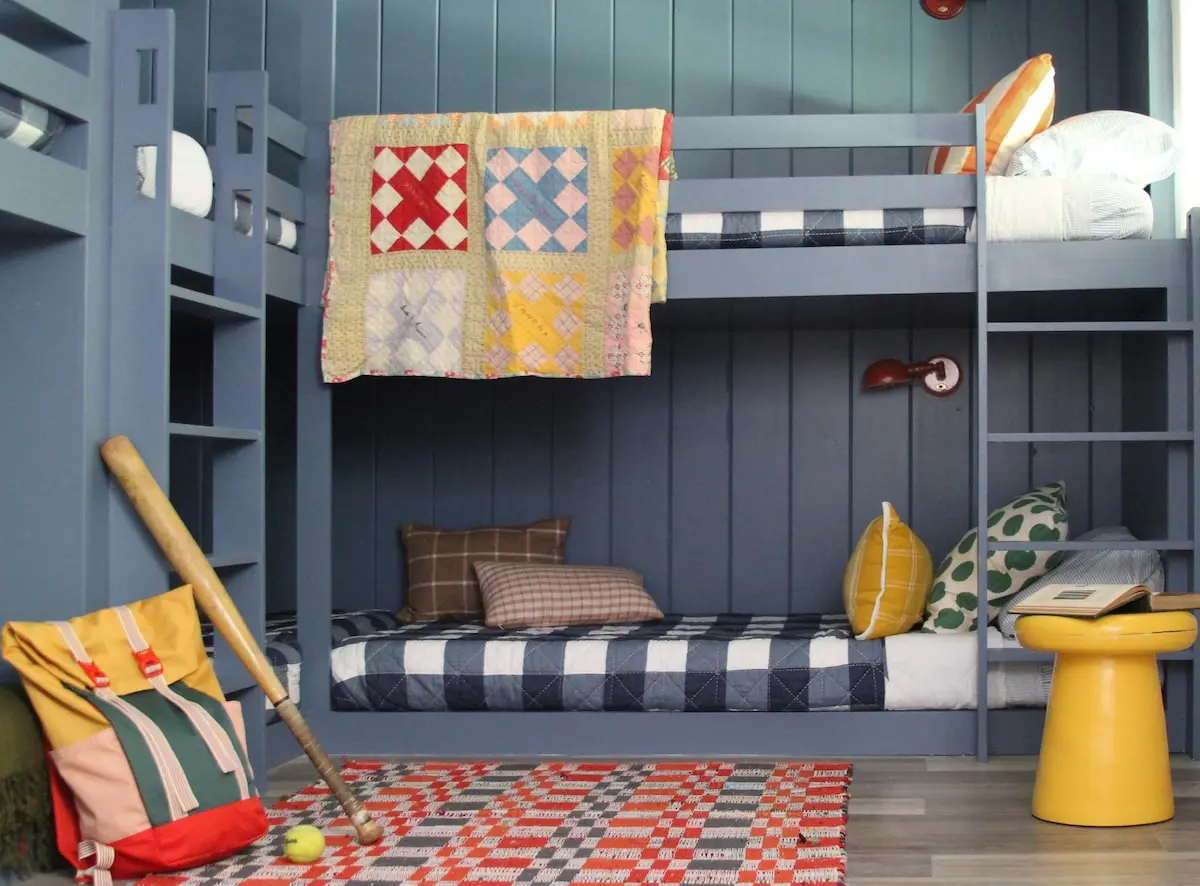 Photo 4 of 7 of Designer Cabin